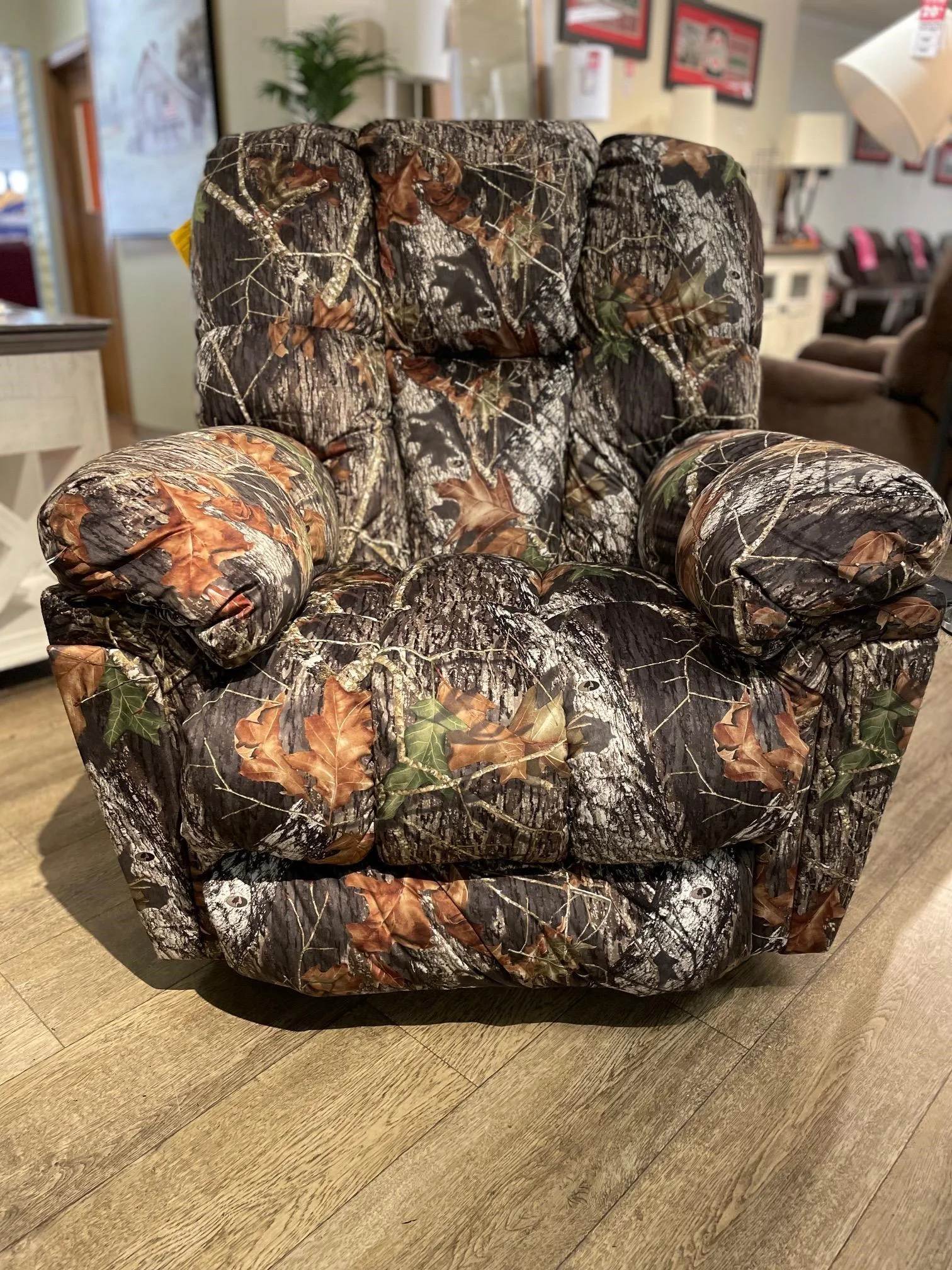 Best Home Furnishings 6M Lucas 23012200188600 Camo Rocker Recliner